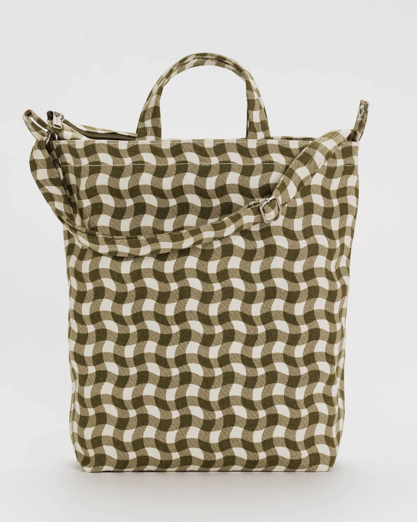 Baggu zippered duck bag, wavy gingham pattern, olive green and cream, tote back, work tote